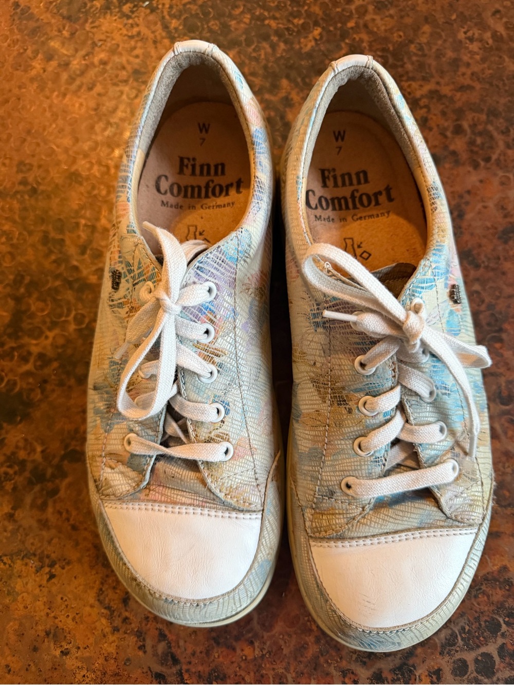 Finn Comfort Ikebukuro Women's Pastel Floral Lace-Up Sneakers in Multicolor Sz